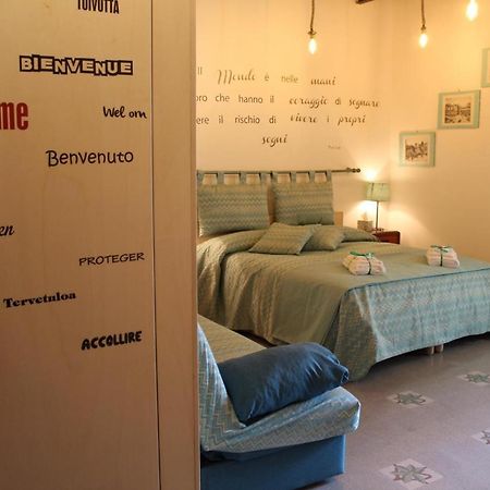 Dimora Via Col Vento Apartment Наполи Екстериор снимка
