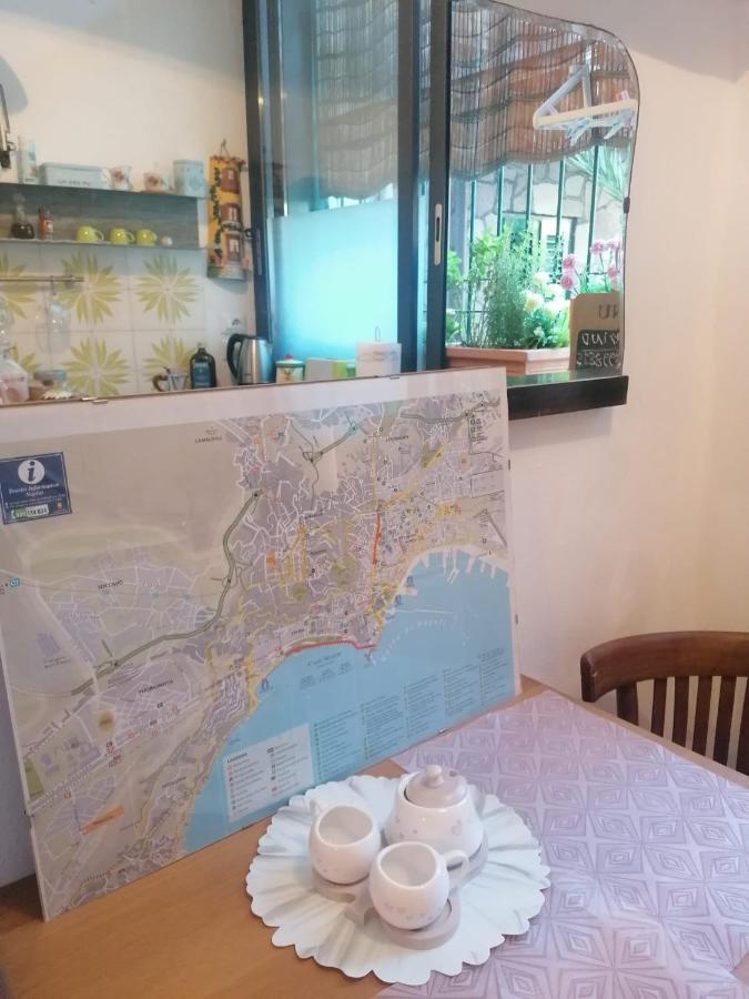 Dimora Via Col Vento Apartment Наполи Екстериор снимка