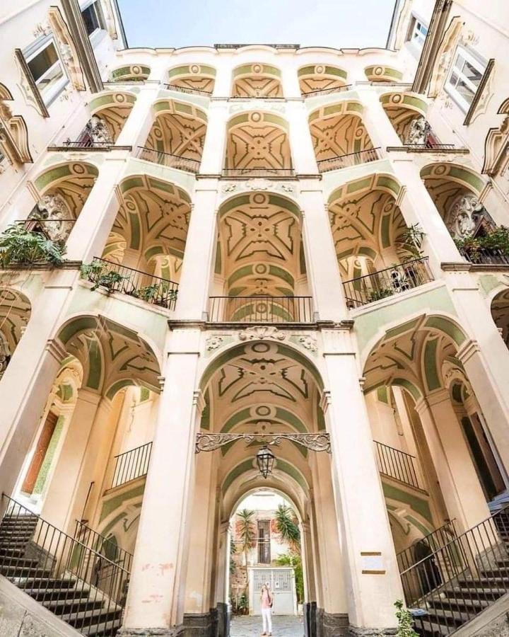 Dimora Via Col Vento Apartment Наполи Екстериор снимка